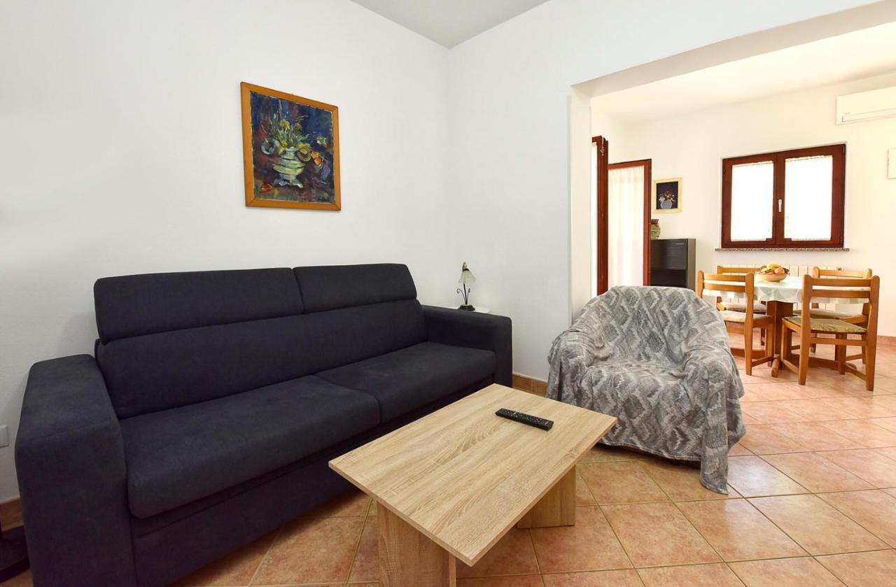 Apartments Denis Poreč Extérieur photo